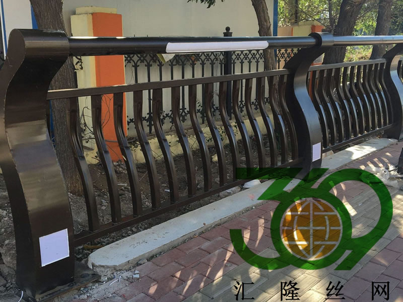 橋梁防撞護欄